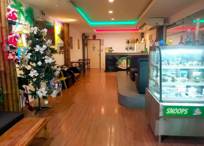 BeachPackers Hostel Patong