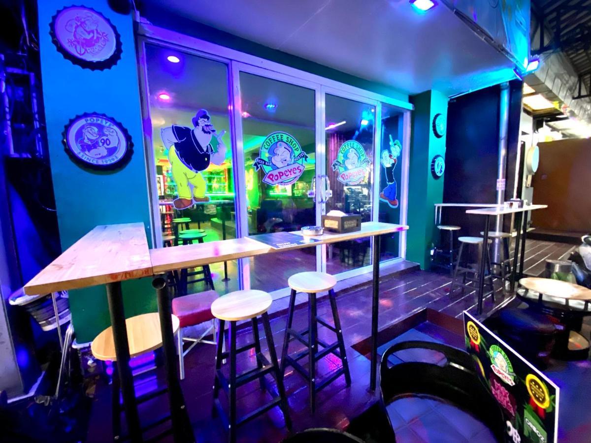 Hostel Popeyes *